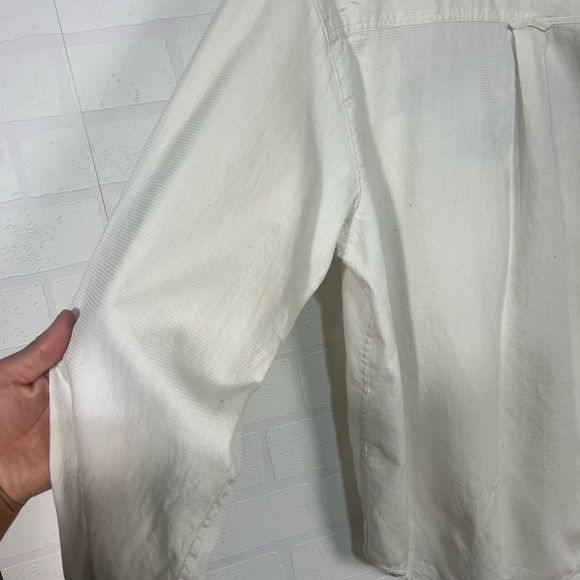 Disney Store Button Down Shirt Womens Size L Off White Pooh Embroidered - Picture 12 of 16